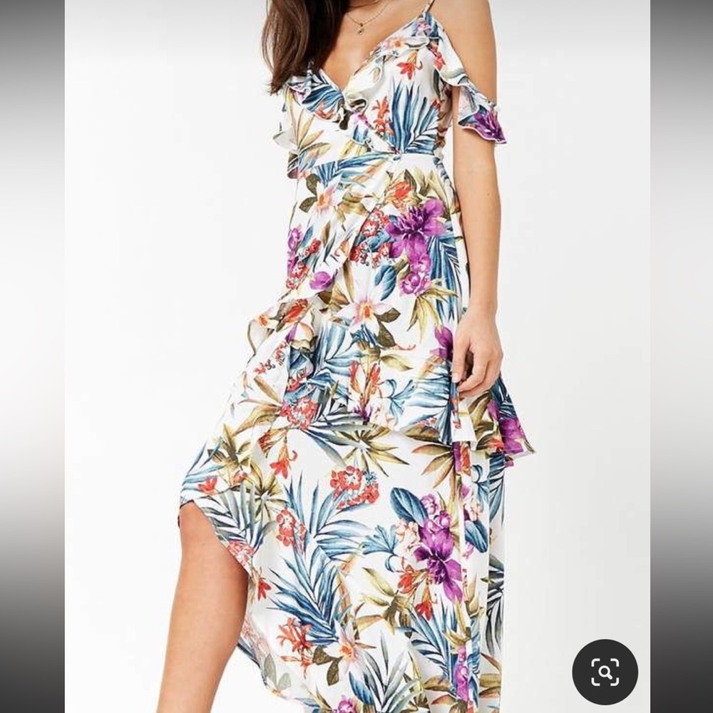 Forever 21 Plus White Floral Maxi Dress With Slit Size 2X